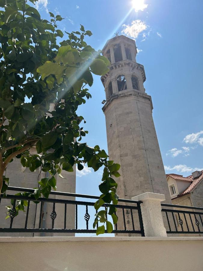 Apartments Villa Mira Kastela Exterior photo