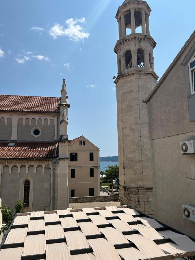 Apartments Villa Mira Kastela Exterior photo